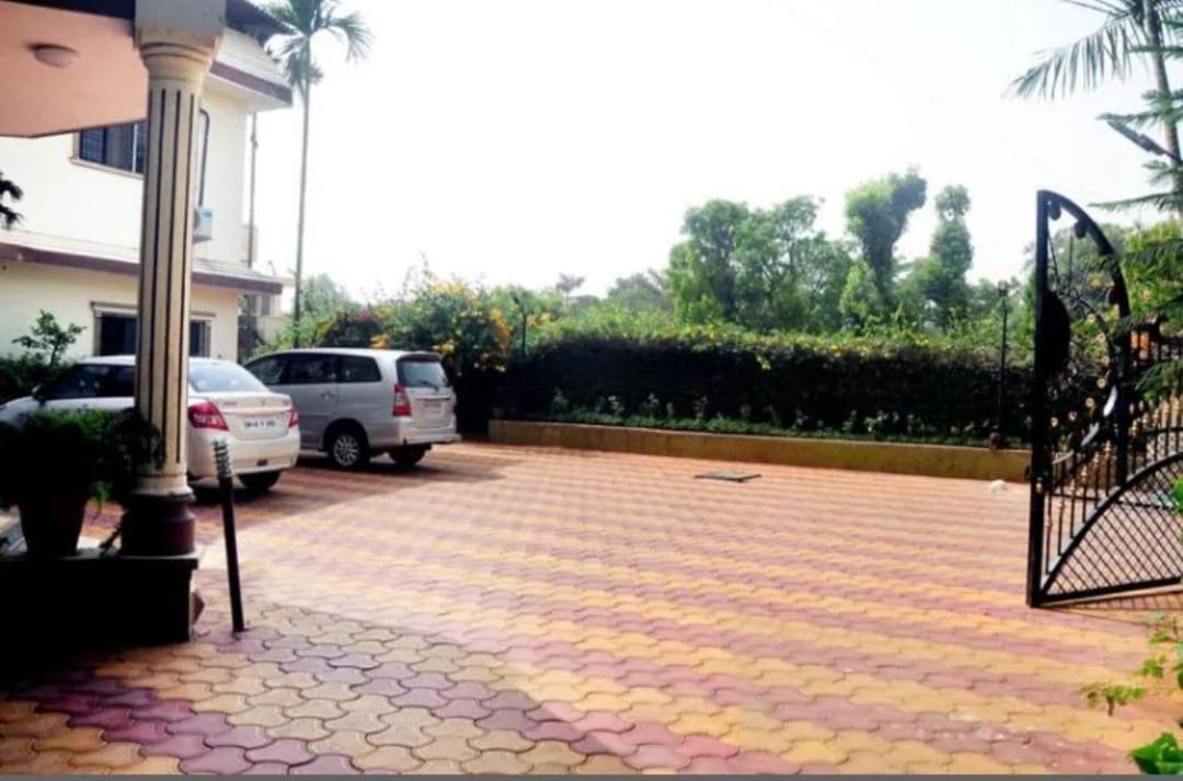 Hotel Laxmi Residency Lonavala Εξωτερικό φωτογραφία