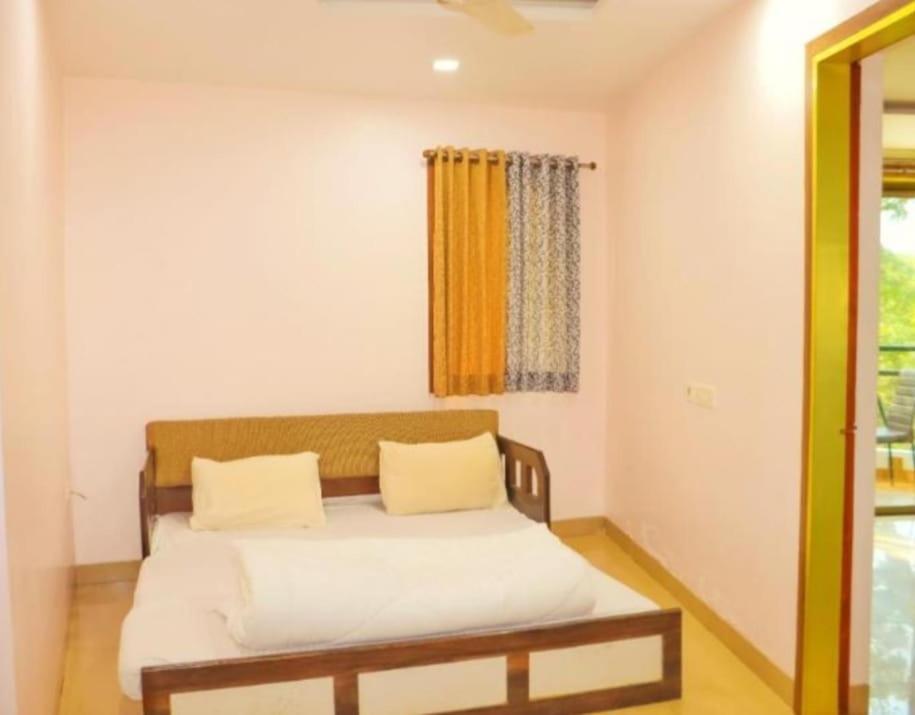 Hotel Laxmi Residency Lonavala Εξωτερικό φωτογραφία