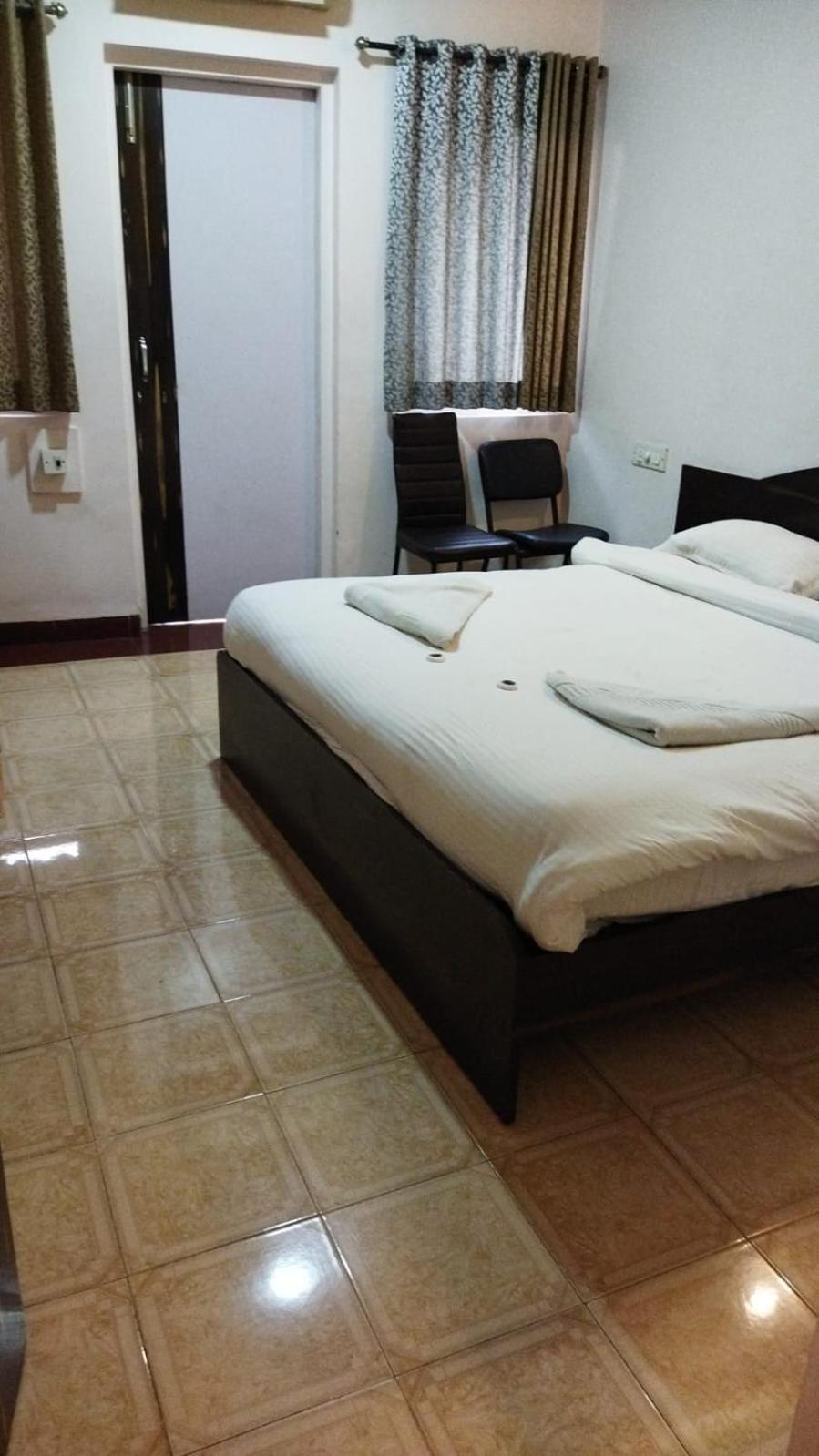 Hotel Laxmi Residency Lonavala Εξωτερικό φωτογραφία