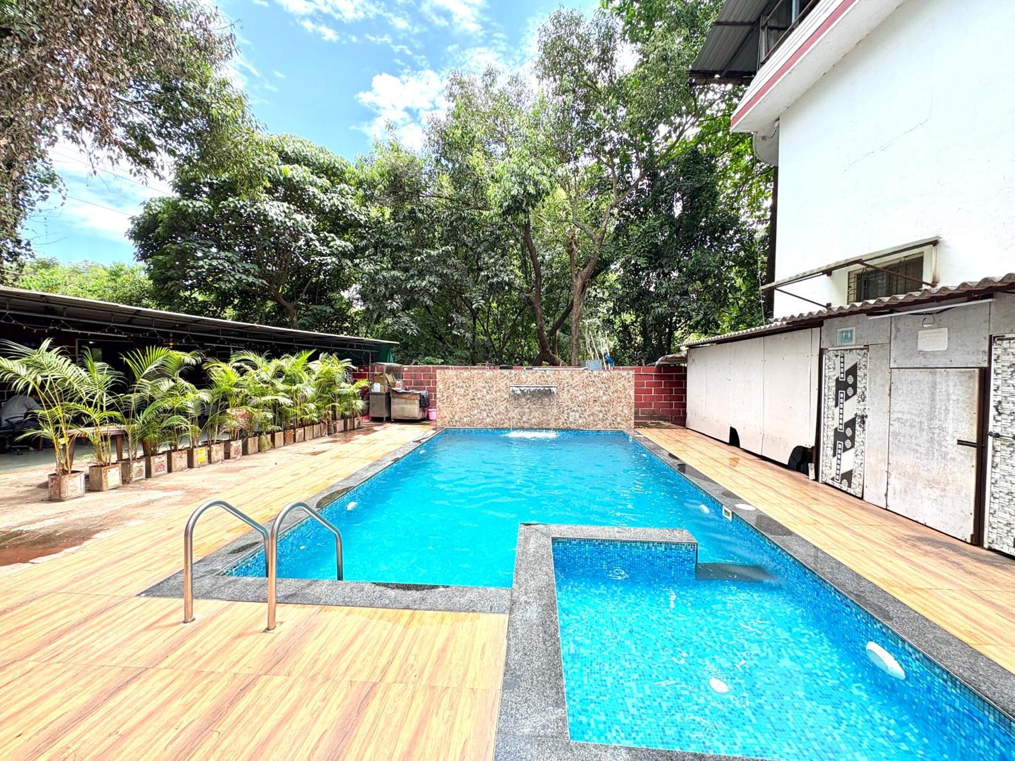 Hotel Laxmi Residency Lonavala Εξωτερικό φωτογραφία